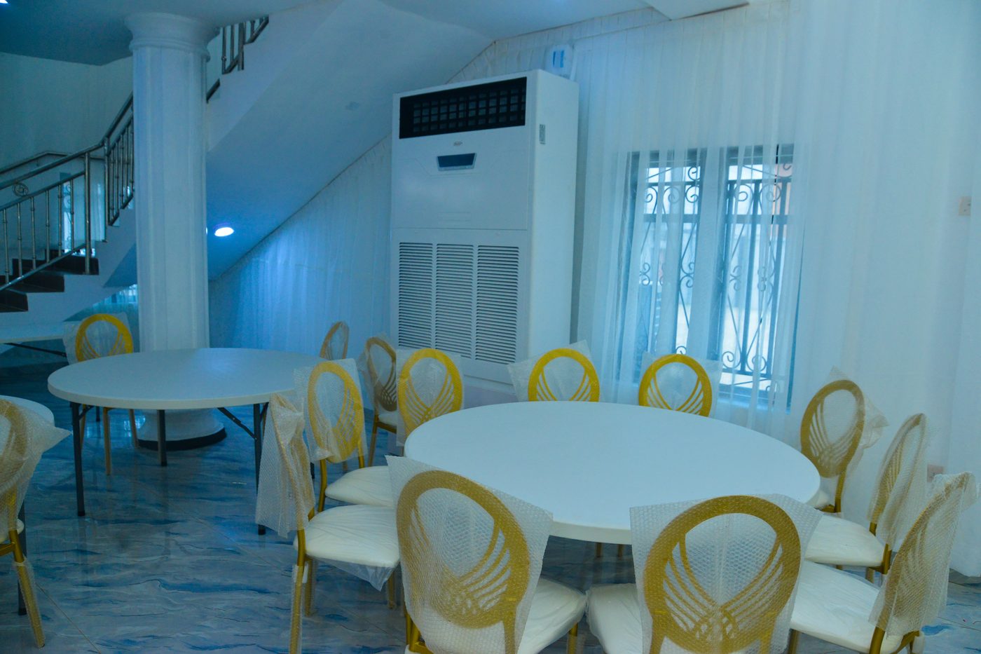 Lounge seating along the side of the hall