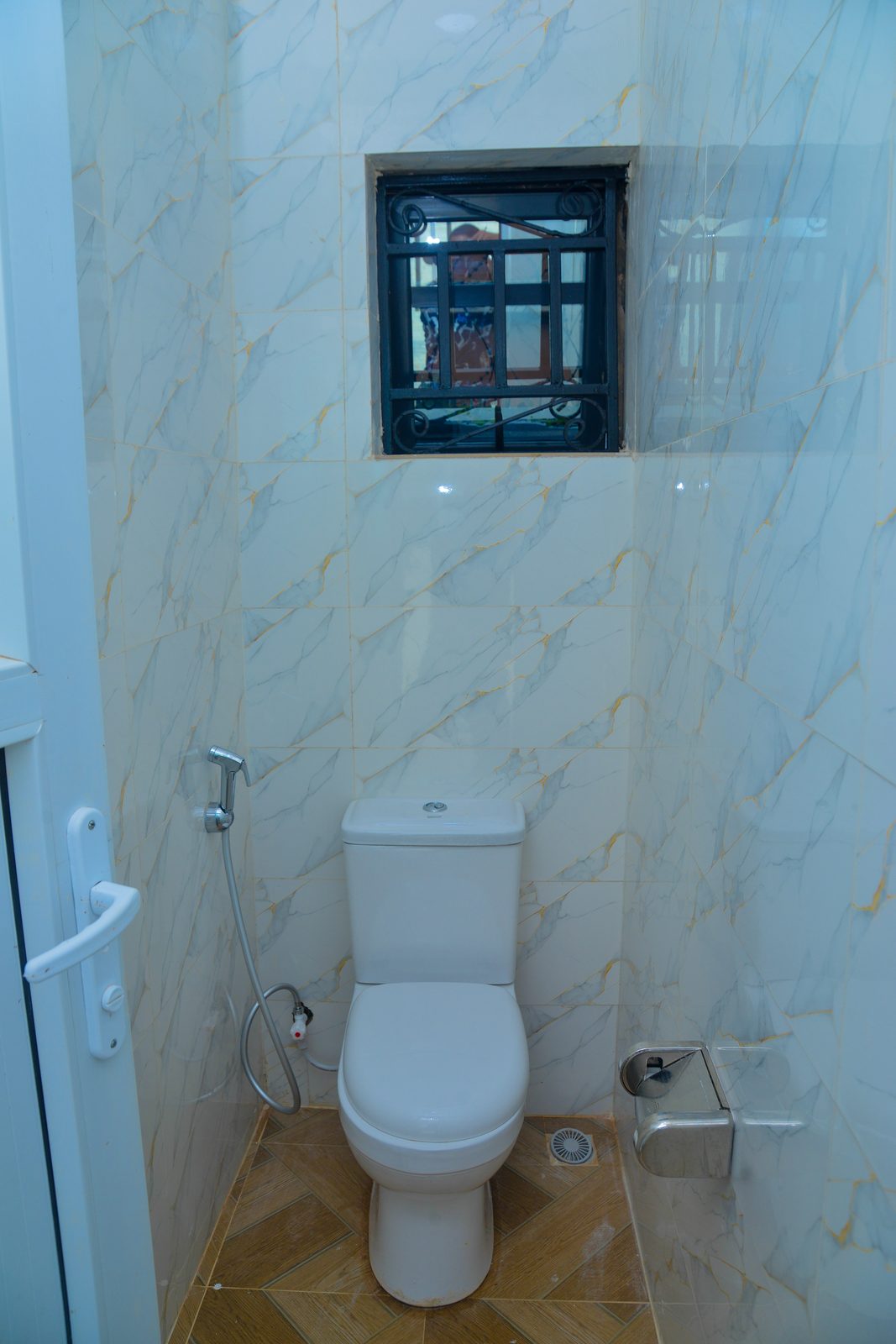 Clean, well-kept convenience facilities