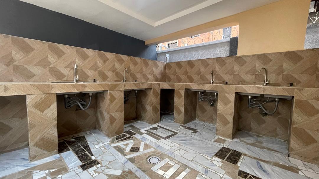 Guest wash area